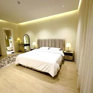 فاخرة بثلاث غرف نوم بالنرجس الرياض